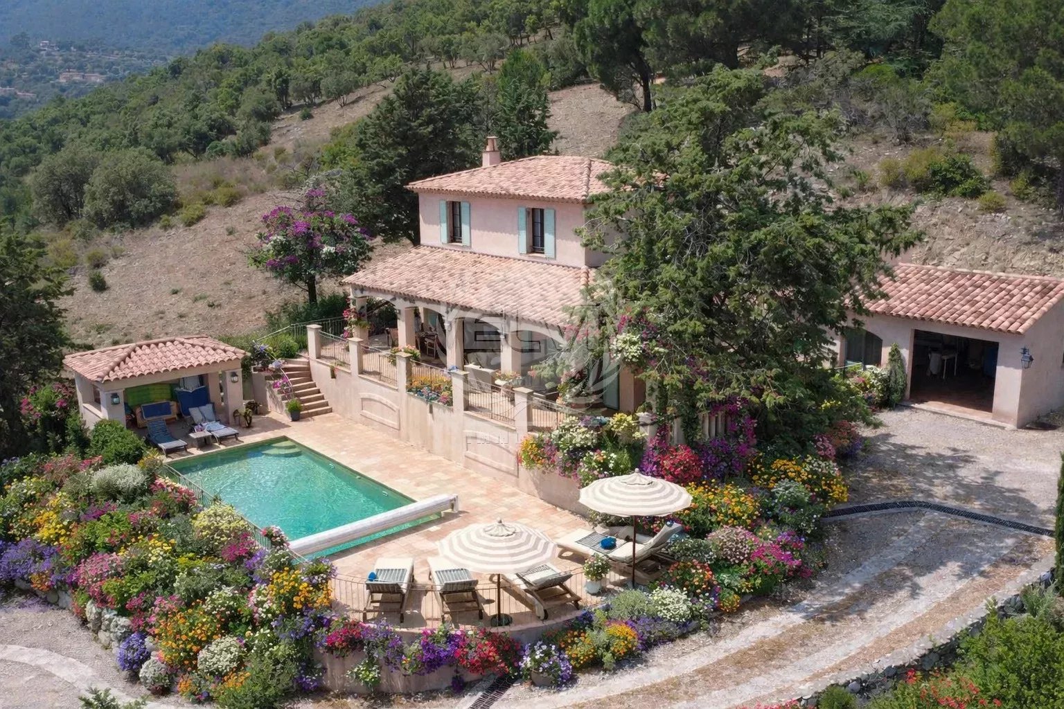 Maison 5 pièces 125 m² · au Plan-de-la-Tour · 125 m² · 1 260 000 €
