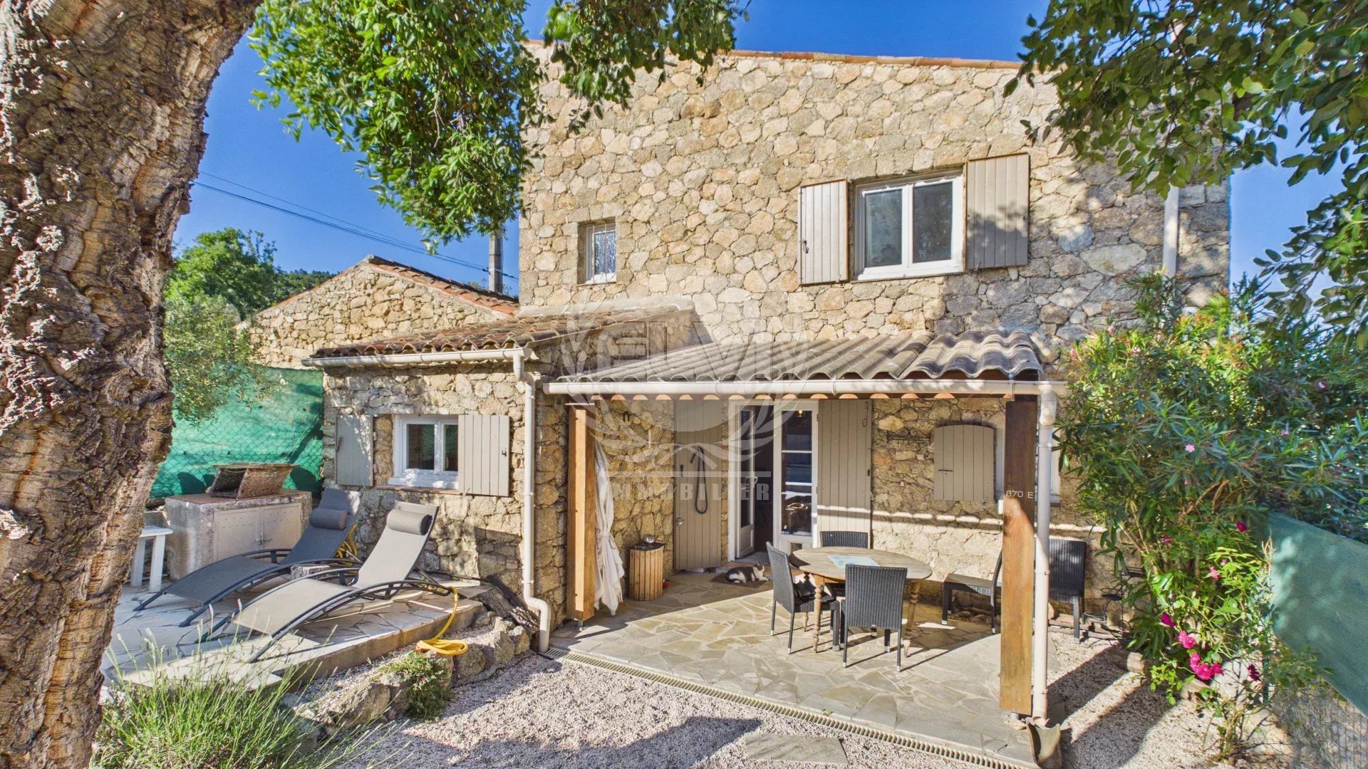 Maison 4 pièces 102 m² · au Plan-de-la-Tour · 101,7 m² · 470 000 €