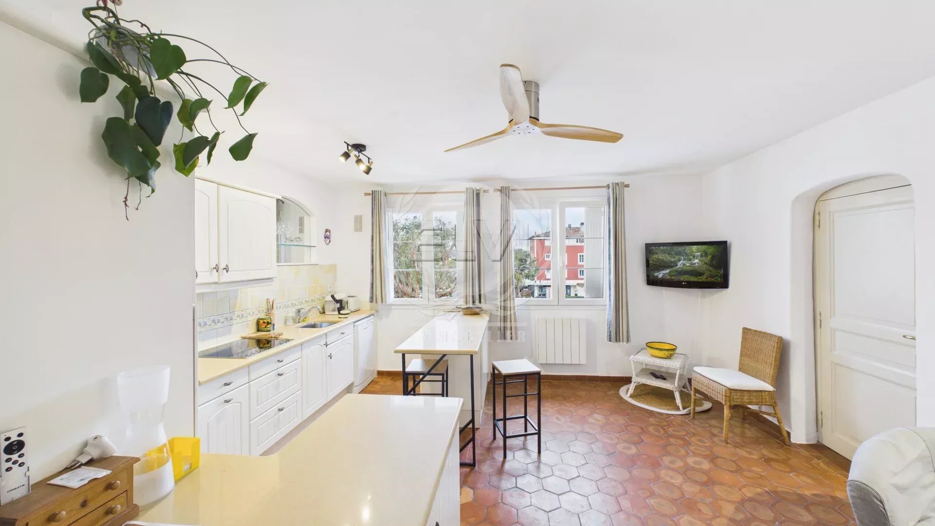 Appartement 6 pièces 88 m² · à Grimaud · 87,9 m² · 655 000 €
