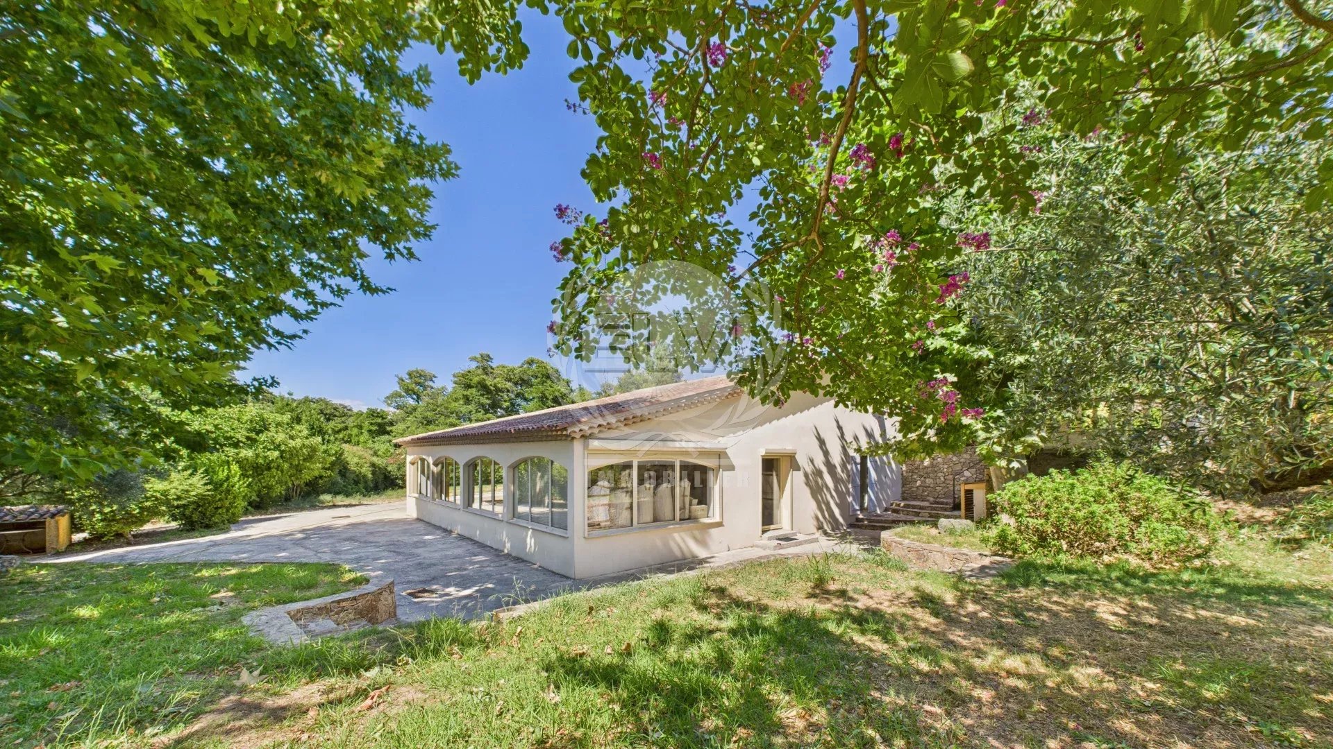 Maison 5 pièces 240 m² · à Sainte-Maxime · 240 m² · 985 000 €