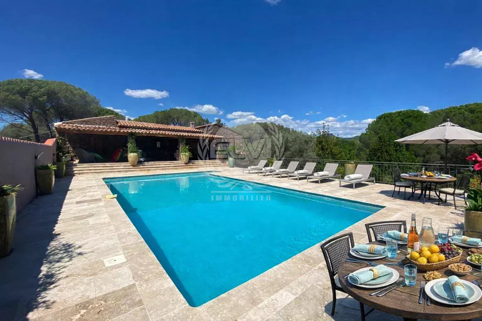 Maison 5 pièces 160 m² · à Roquebrune-sur-Argens · 160 m² · 1 195 000 €