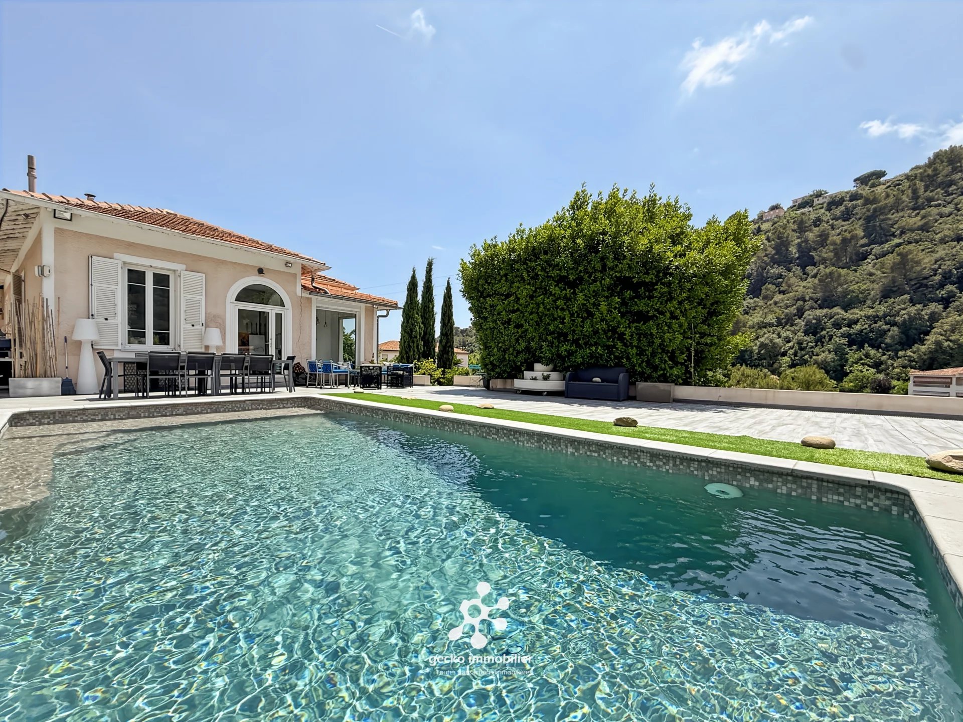 Maison 5 pièces 155 m² · à Nice · 155 m² · 888 000 €