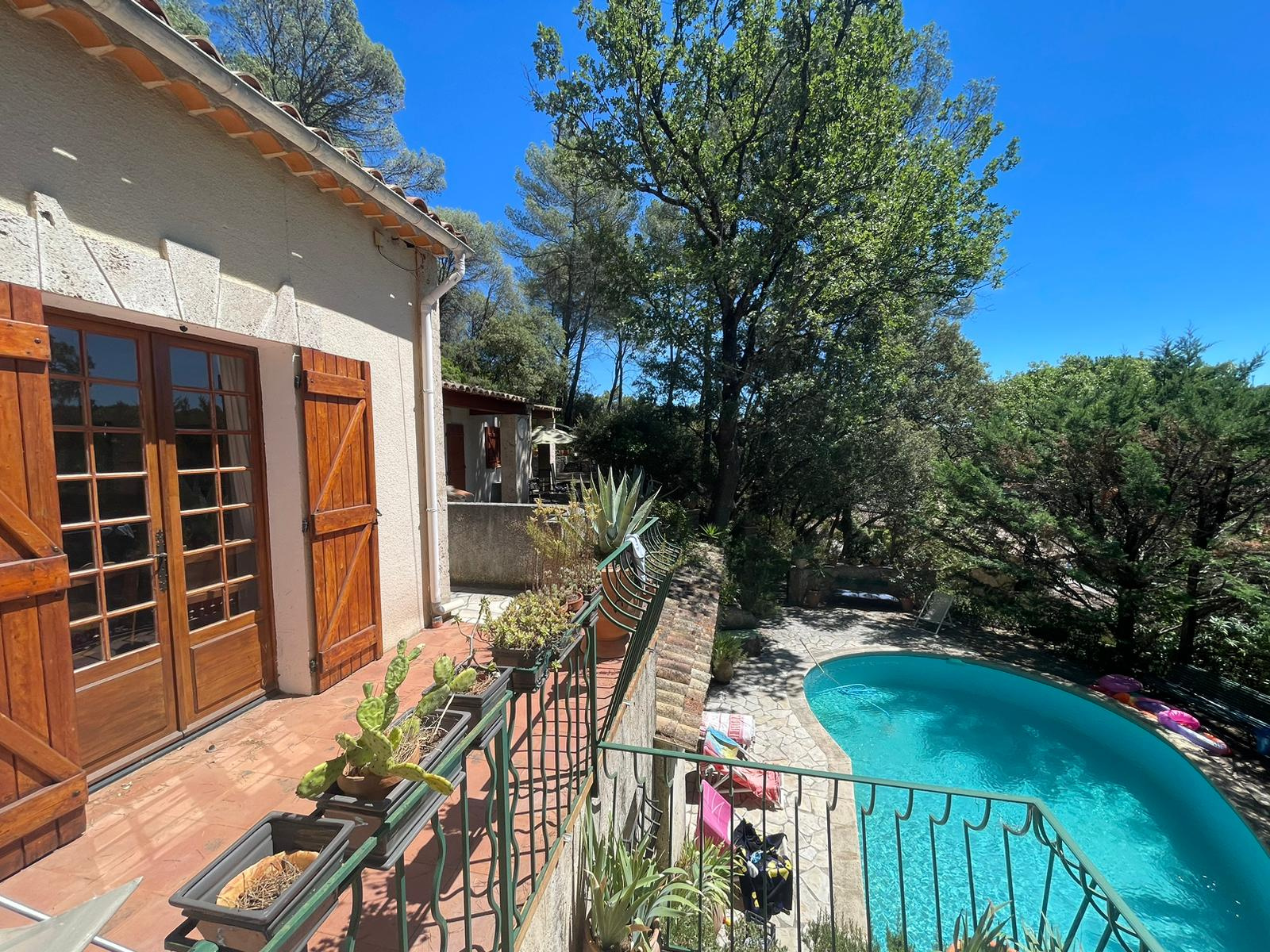 Maison 6 pièces 140 m² · à Villecroze · 140 m² · 349 000 €